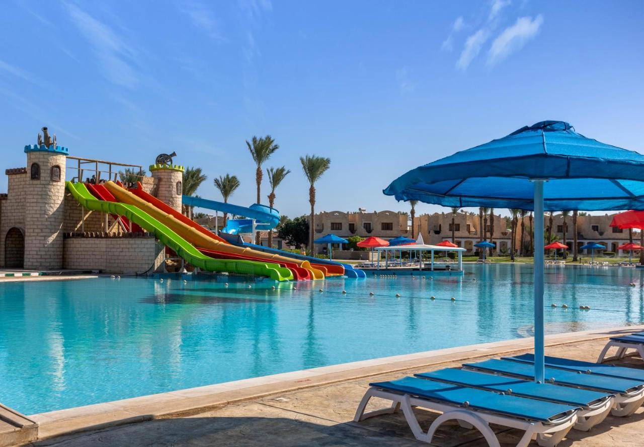 Royal Lagoons Resort & Aqua Park Families And Couples Only Hurghada Exteriér fotografie